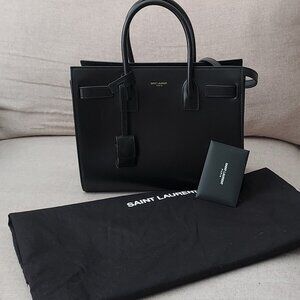 Sac De Jour Nano Top-Handle Bag in Smooth Leather